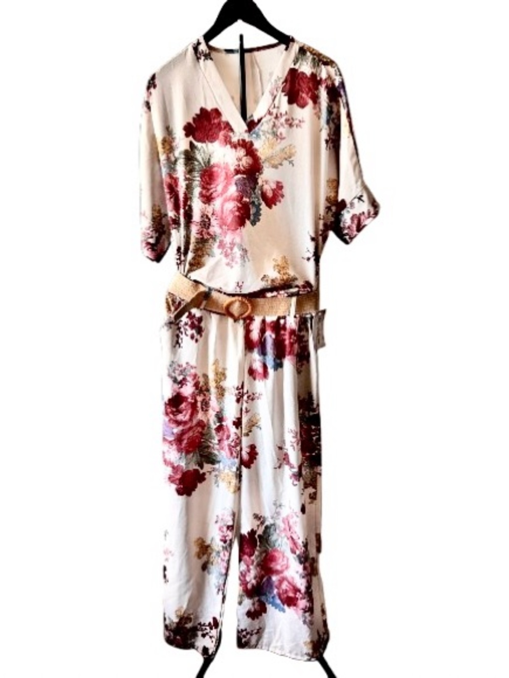 ITALY. NWT. Floral Wide-Leg 2 Piece Outfit in Burgundy and Cream Floral